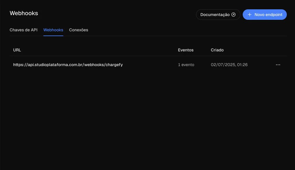 Tela real da Chargefy em tema escuro com endpoints de webhook